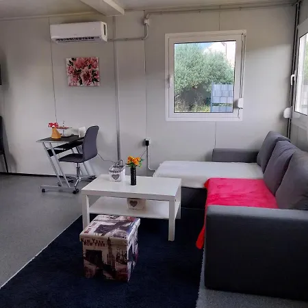 Entire House For Rent Lejlighed