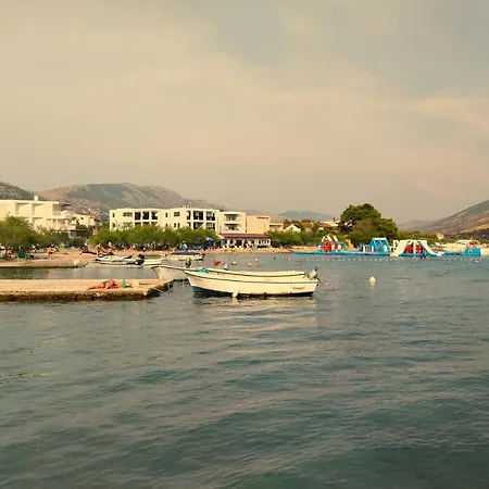 Appartamento Entire House For Rent Grebaštica