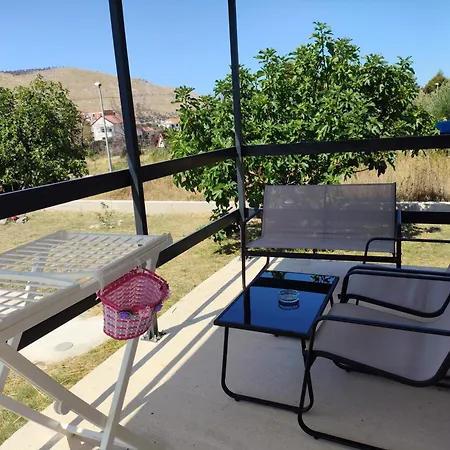 Entire House For Rent Apartamento