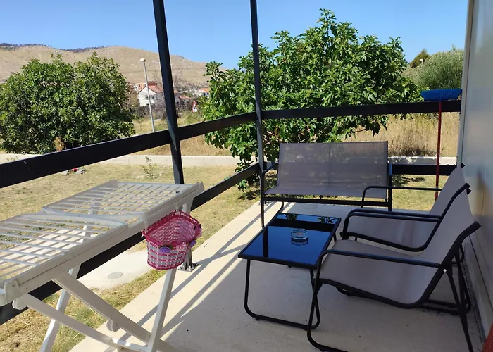 Entire House For Rent Apartman